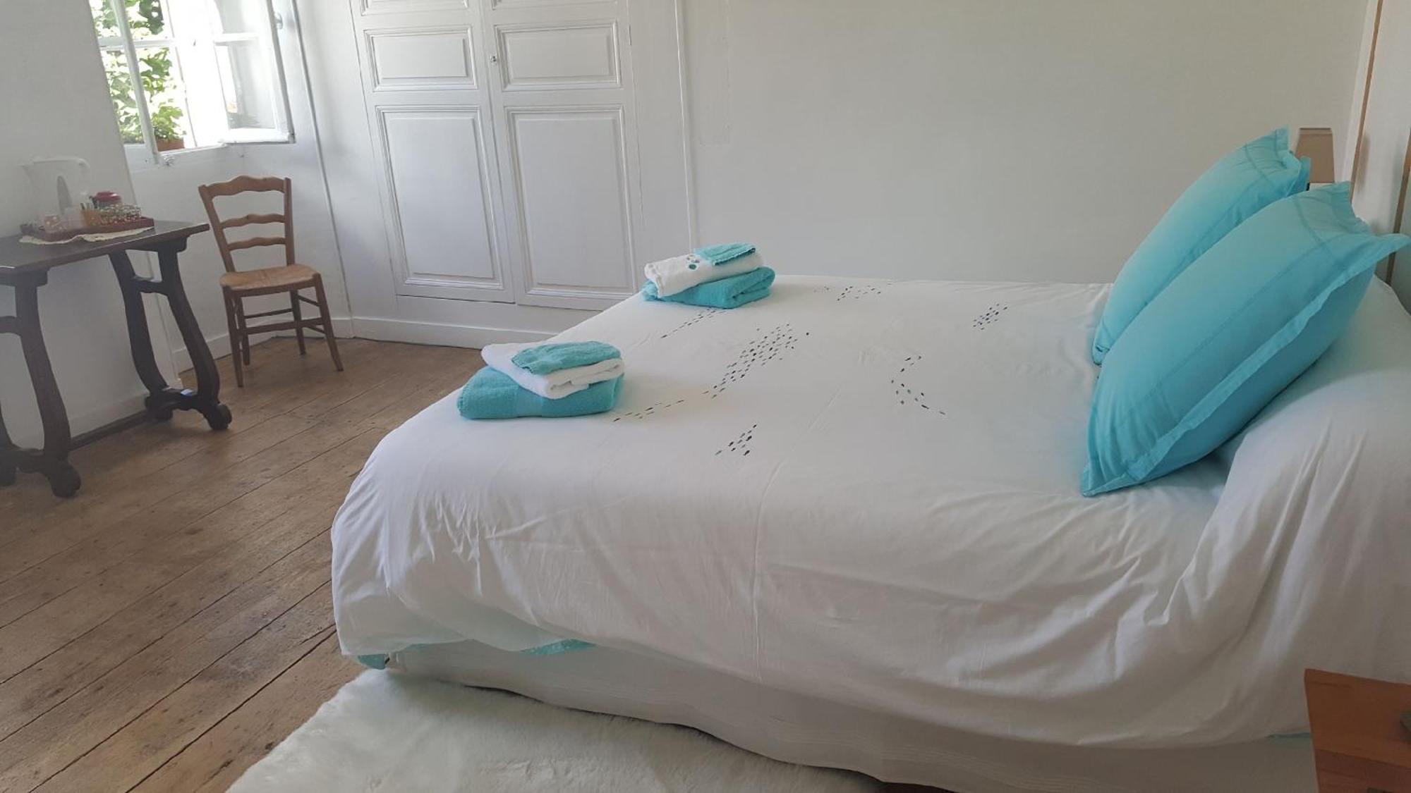 Bed and Breakfast La Fruitiere Beautheil-Saints Zimmer foto